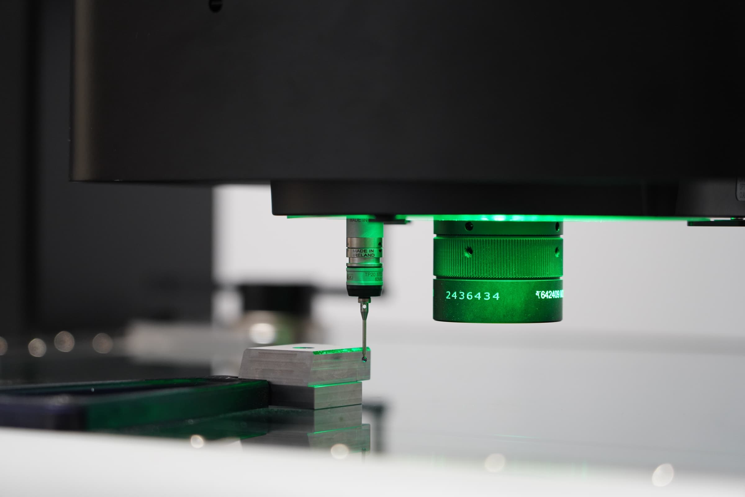 Inspección con palpador TP20 en el OGP SmartScope G45